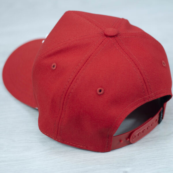 Alternative view of Czapka z daszkiem Jack Simple (Red)